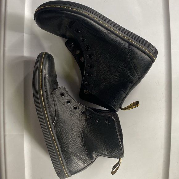 Doc martin shoes size UK 4 - Picture 2 of 4